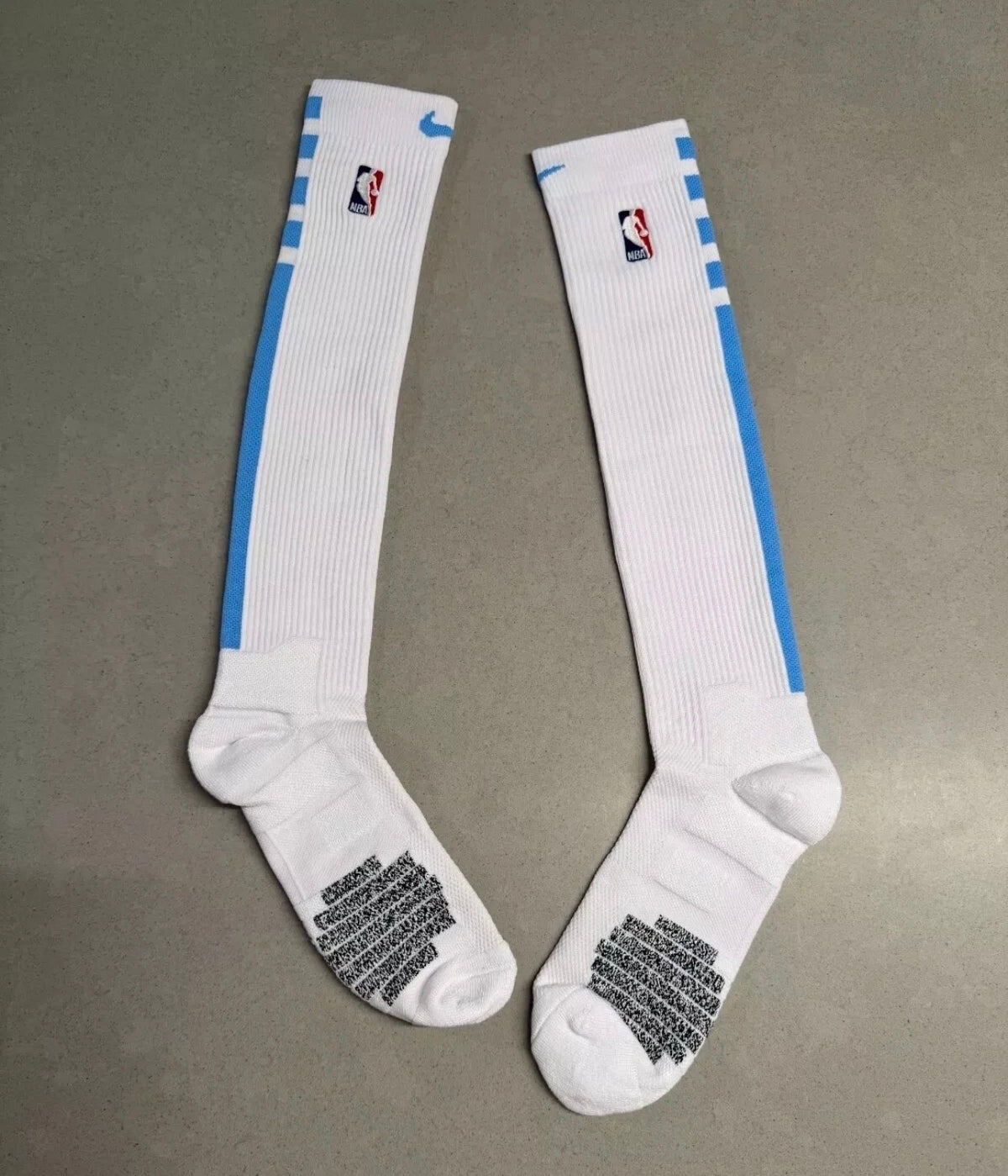 Knee High Socks – White/Light Blue