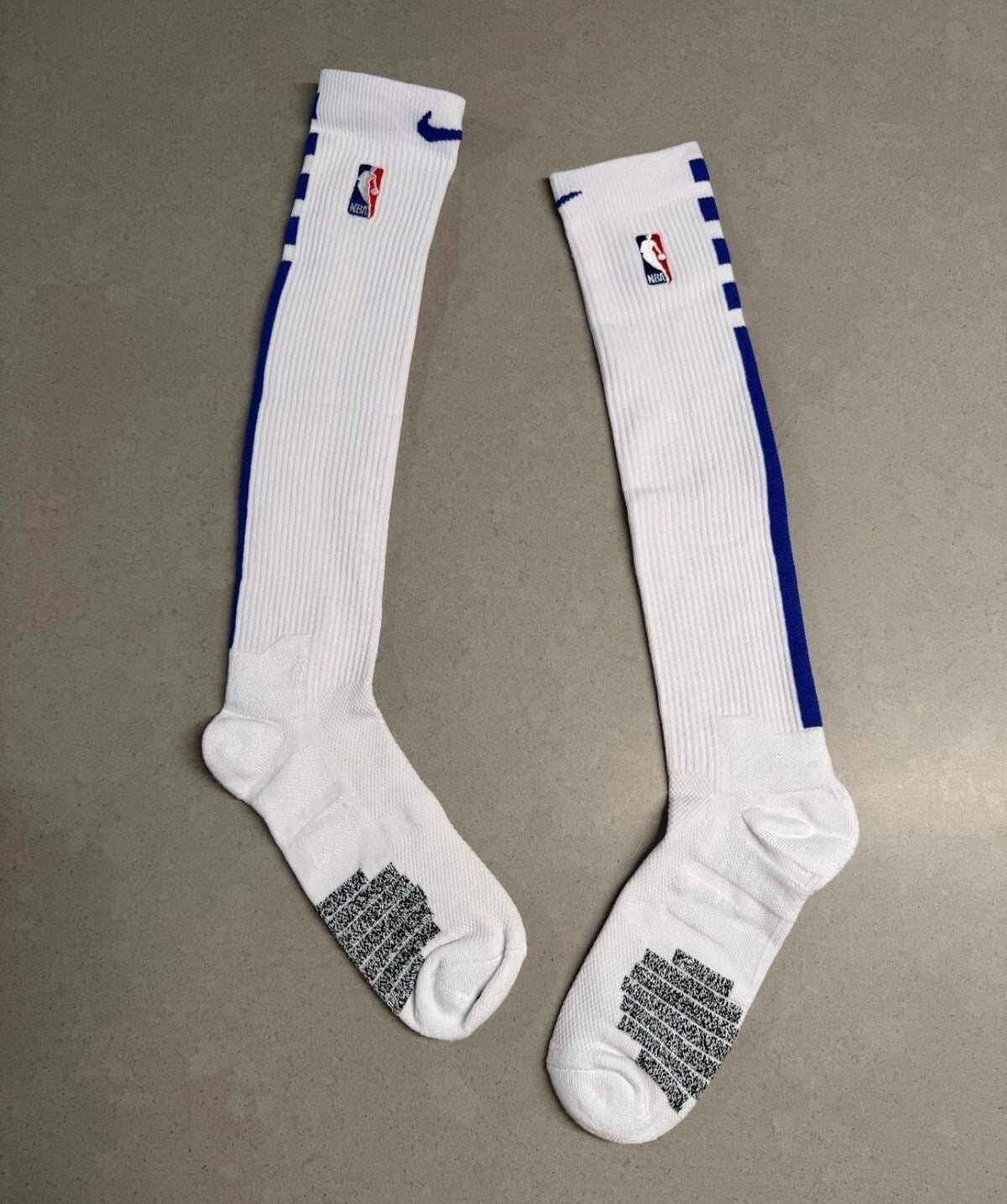 Knee High Socks – White/Blue